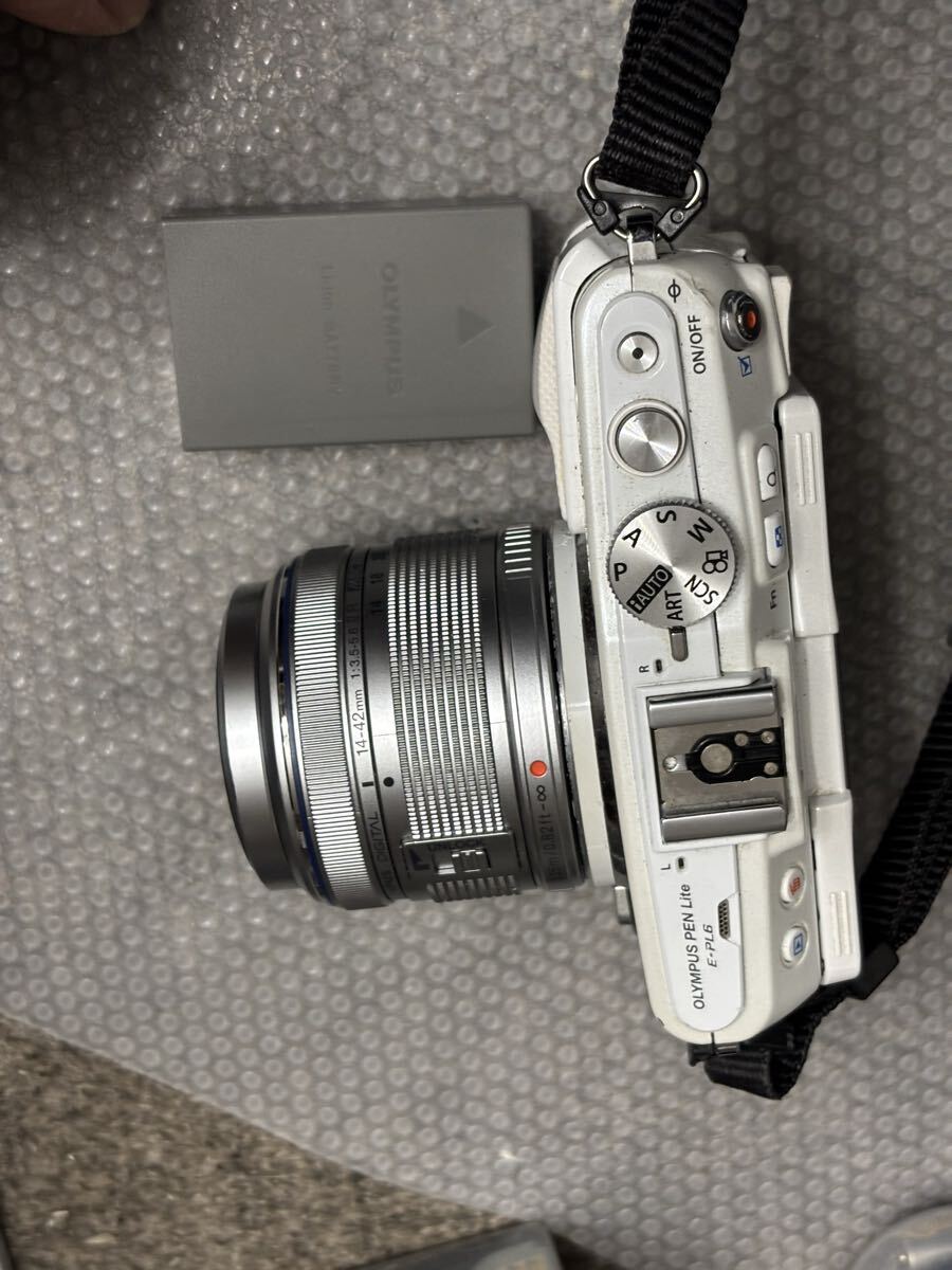 コンパクトデジタルカメラ OLYMPUS PEN Lite E-PL6 26022639拍卖