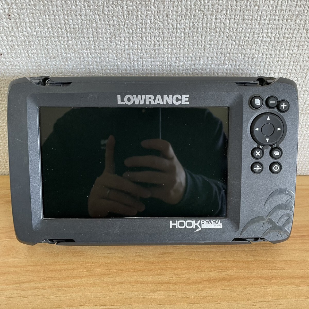 LOWRANCE ローランス HOOK Reveal フックリビール 7 トリプルショット拍卖
