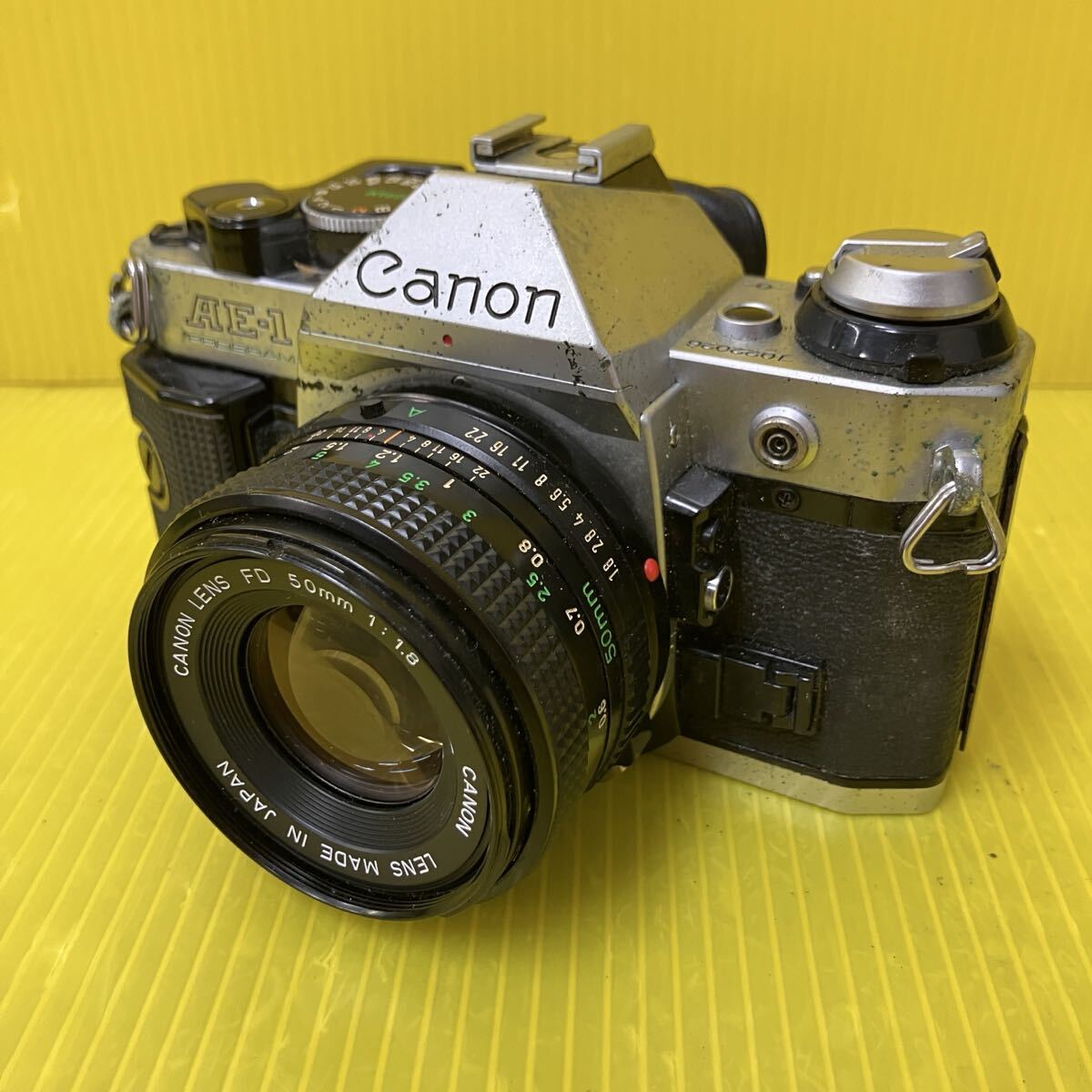 小YA156 Canon AE-1 PROGRAM 1022026 CANON LENS FD 50mm 1:1.8 キャノン 一眼レフカメラ フィルムカメラ マニュアルフォーカス 中古拍卖
