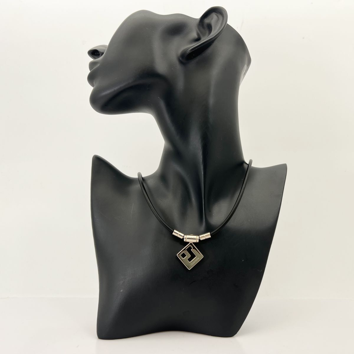 1円スタート★Colantotte コラントッテ 磁気ネックレス F21 シルバー トップ 健康アクセサリー★拍卖