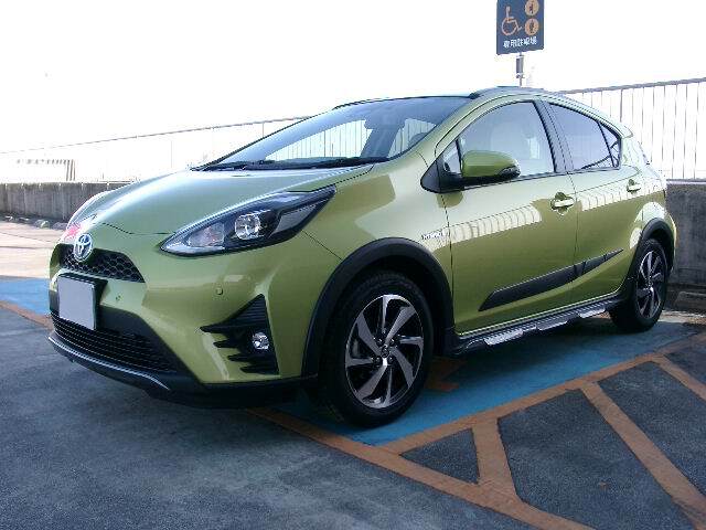 低走行 6,400km 平成31年式 アクア クロスオーバー 車検 令和10年3月 実走行 修復歴無し拍卖