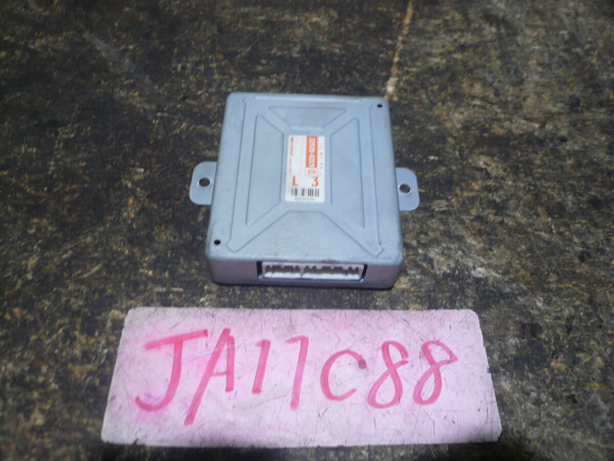 希少 C88 送料無料 ジムニー JA11 ECU エンジンコンピューター 5MT 5型 7年 実働拍卖