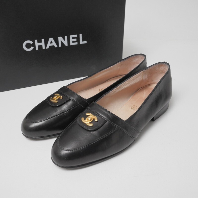 SGT0715△イタリア製 VINTAGE CHANEL シャネル ターンロック CC ココマーク レザー ローファー パンプス 靴 ブラック サイズ37/23.5cm相当拍卖