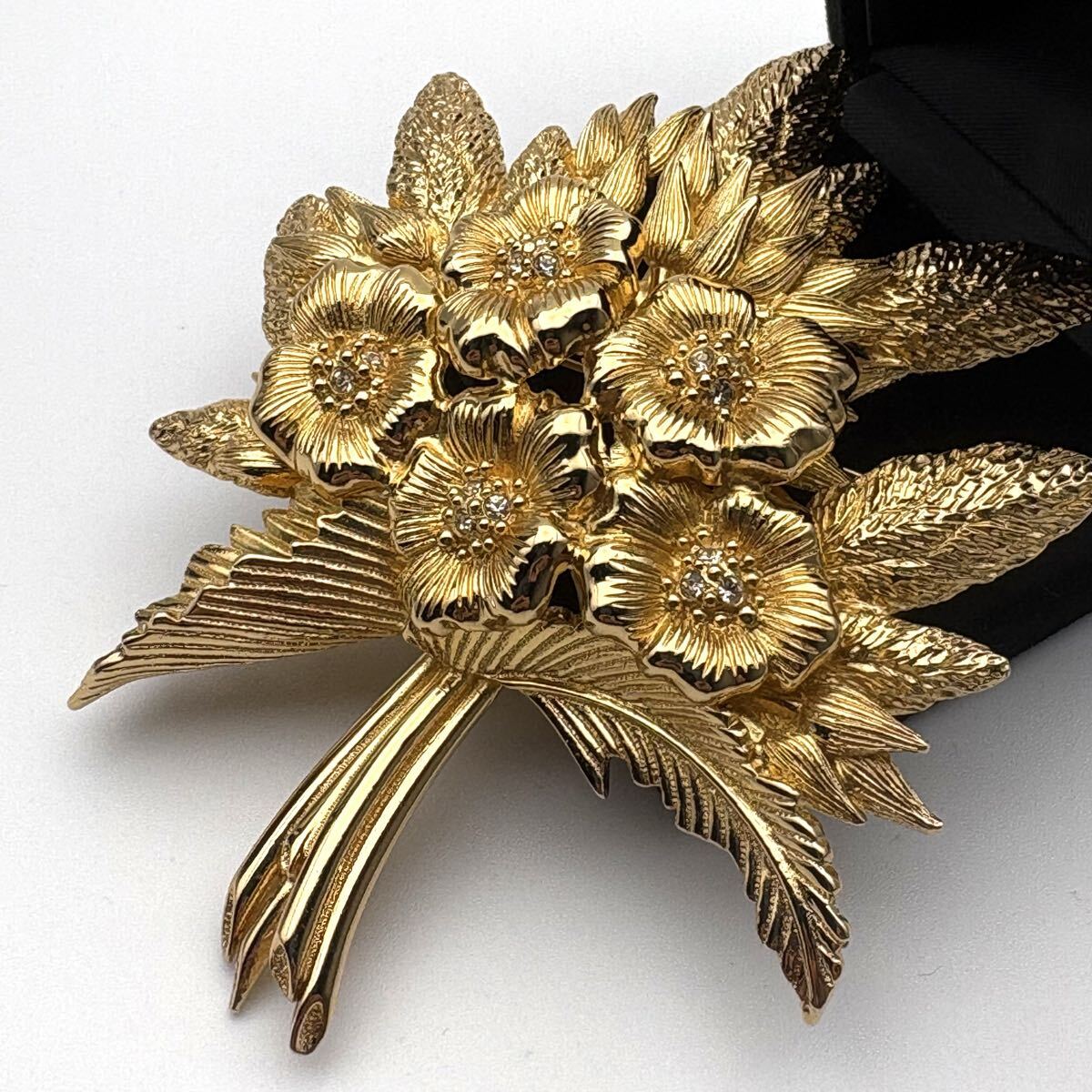 【超大ぶり・希少・未使用保管品】Christian Dior クリスチャンディオール ブローチ フラワー モチーフ ゴールド コスチュームジュエリー 拍卖