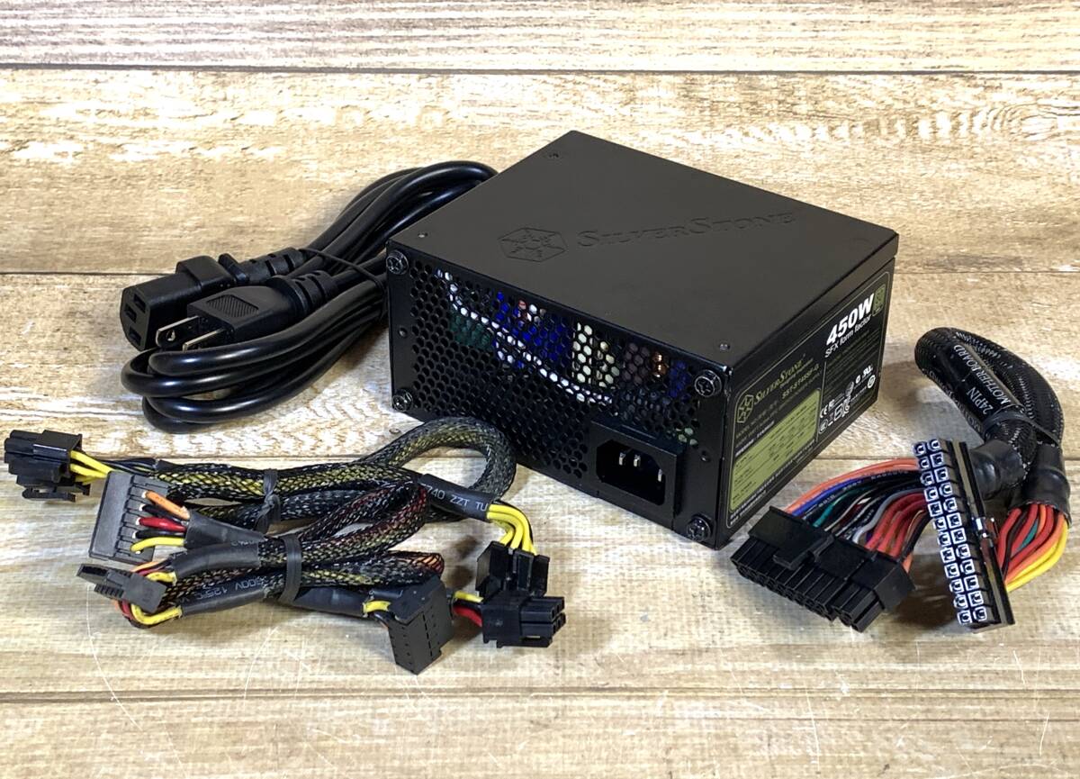 ★SilverStone 450W 小型 SFX 電源ユニット SST-ST45SF-G 124×100×63mm 80PLUS Gold 良品★レターパックok★拍卖