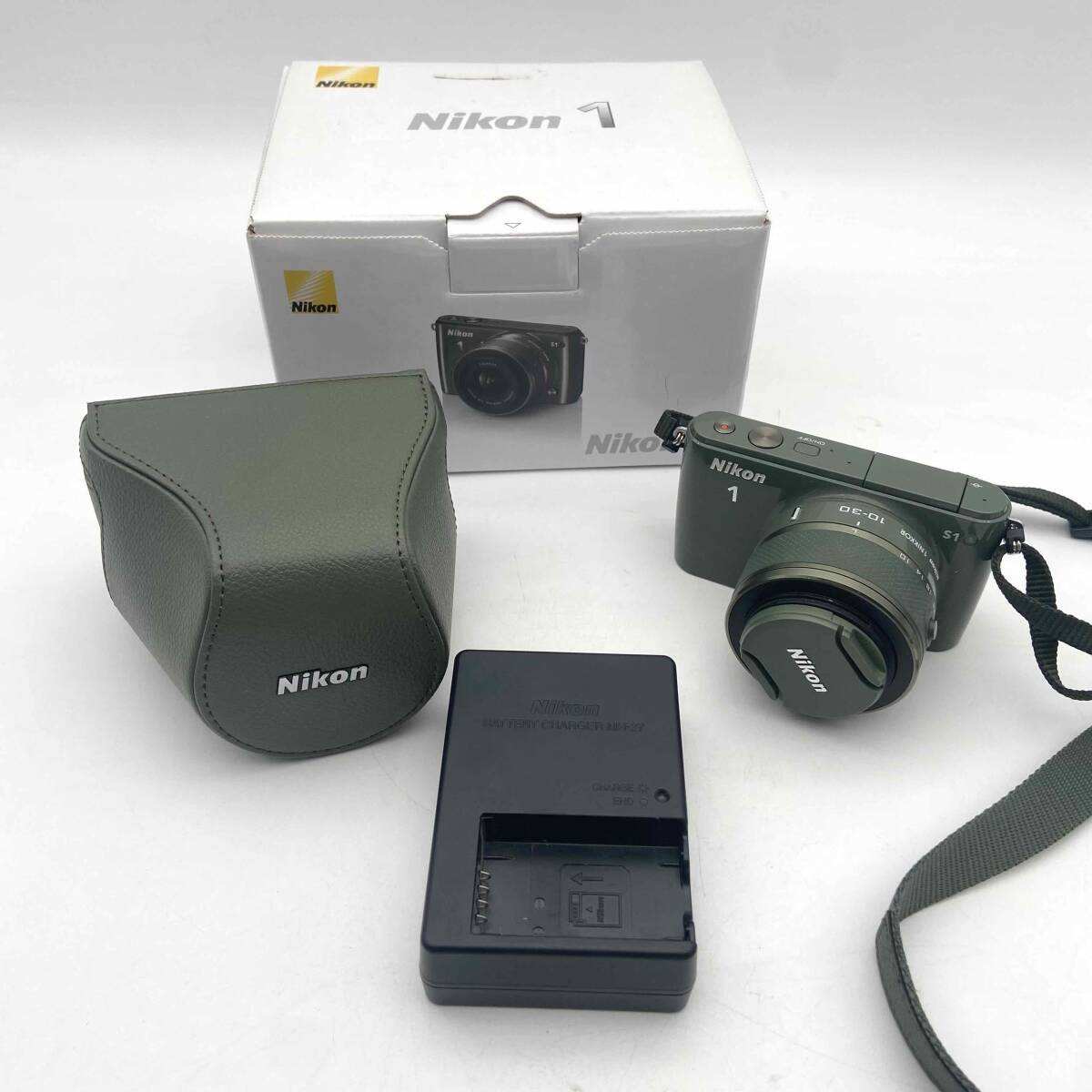 1円~ NIKON ニコン 1 S1 オリーブグリーン ミラーレス デジタル 一眼レフ カメラ 1NIKKOR 10-30mm Y141拍卖