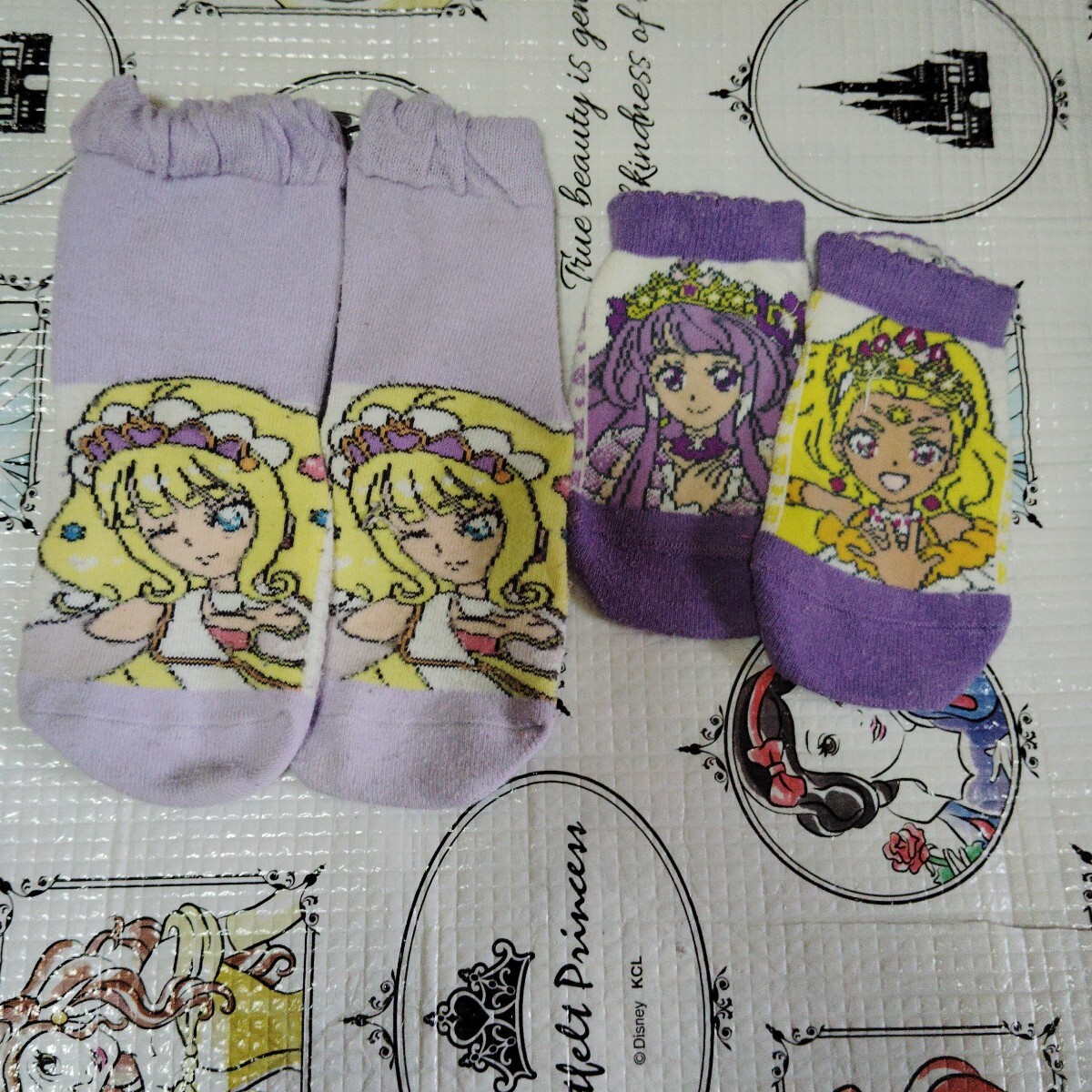 スター☆トゥインクル プリキュア 、デリシャスパーテェプリキュア、靴下15~20センチ、使用済み拍卖