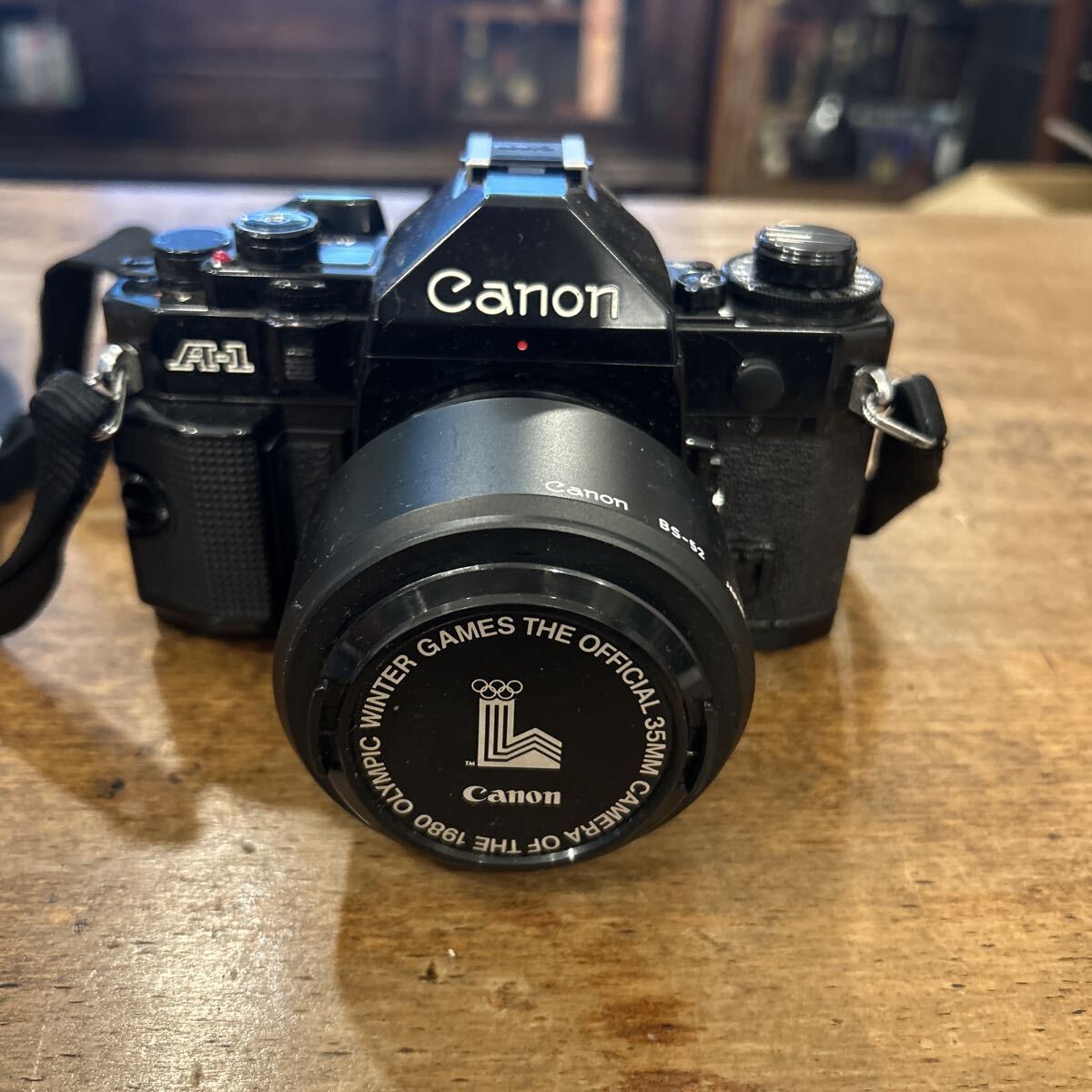 Canon キャノン A-1 フィルムカメラ 一眼レフカメラ ブラック レンズ付き拍卖