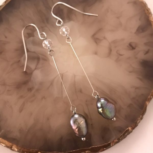 ハンドメイド 染め淡水パールのゆらゆらピアス ステンレスフック拍卖