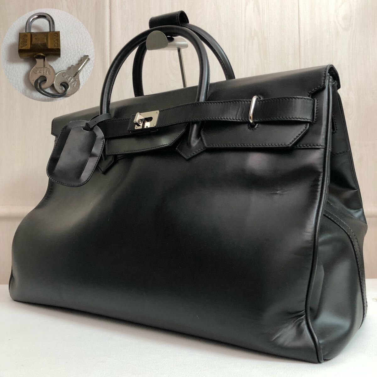 極美品●グッチ GUCCI ボストンバッグ ハンドバッグ メンズ ビジネス 大容量 旅行かばん ベルトデザイン レザー 本革 ブラック 黒 鍵付き拍卖