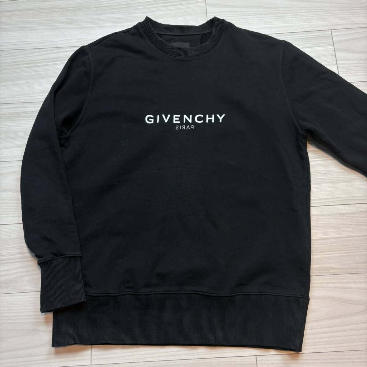 1『現行タグ・最高峰』 GIVENCHY ジバンシィ ジバンシー メンズ リバースロゴ ダメージ加工 スウェット トレーナー ブラック M相当拍卖