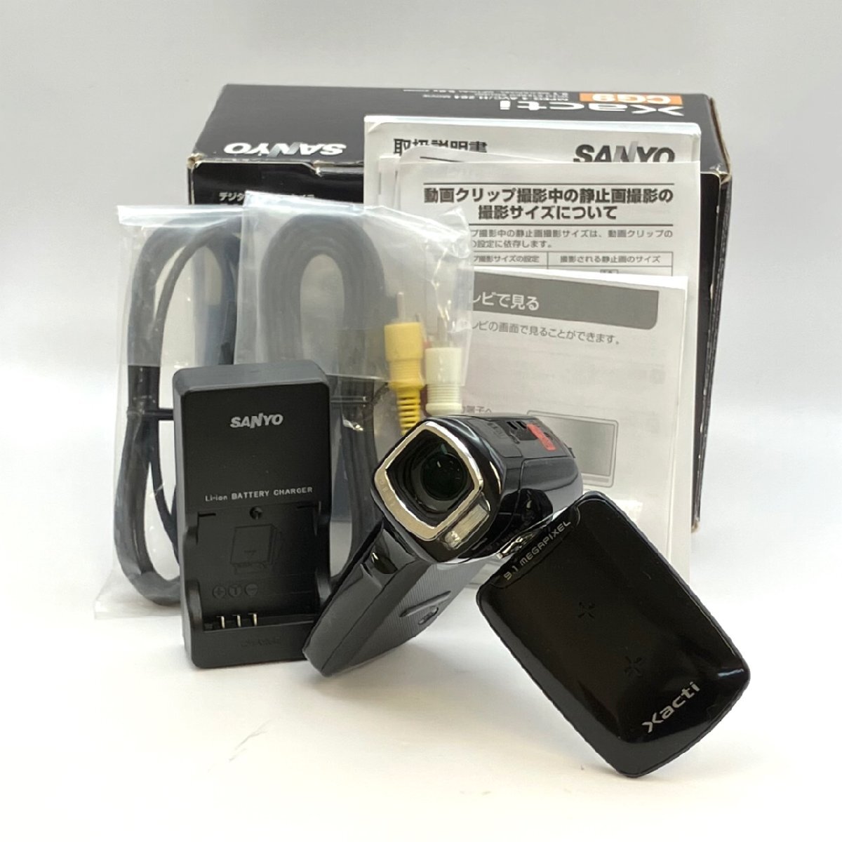 1円~/SANYO/サンヨー/Xacti/DMX-CG9型/ブラックカラー/箱・付属品付/ビデオカメラ/デジタルムービーカメラ/動作確認済/ジャンク/K123拍卖