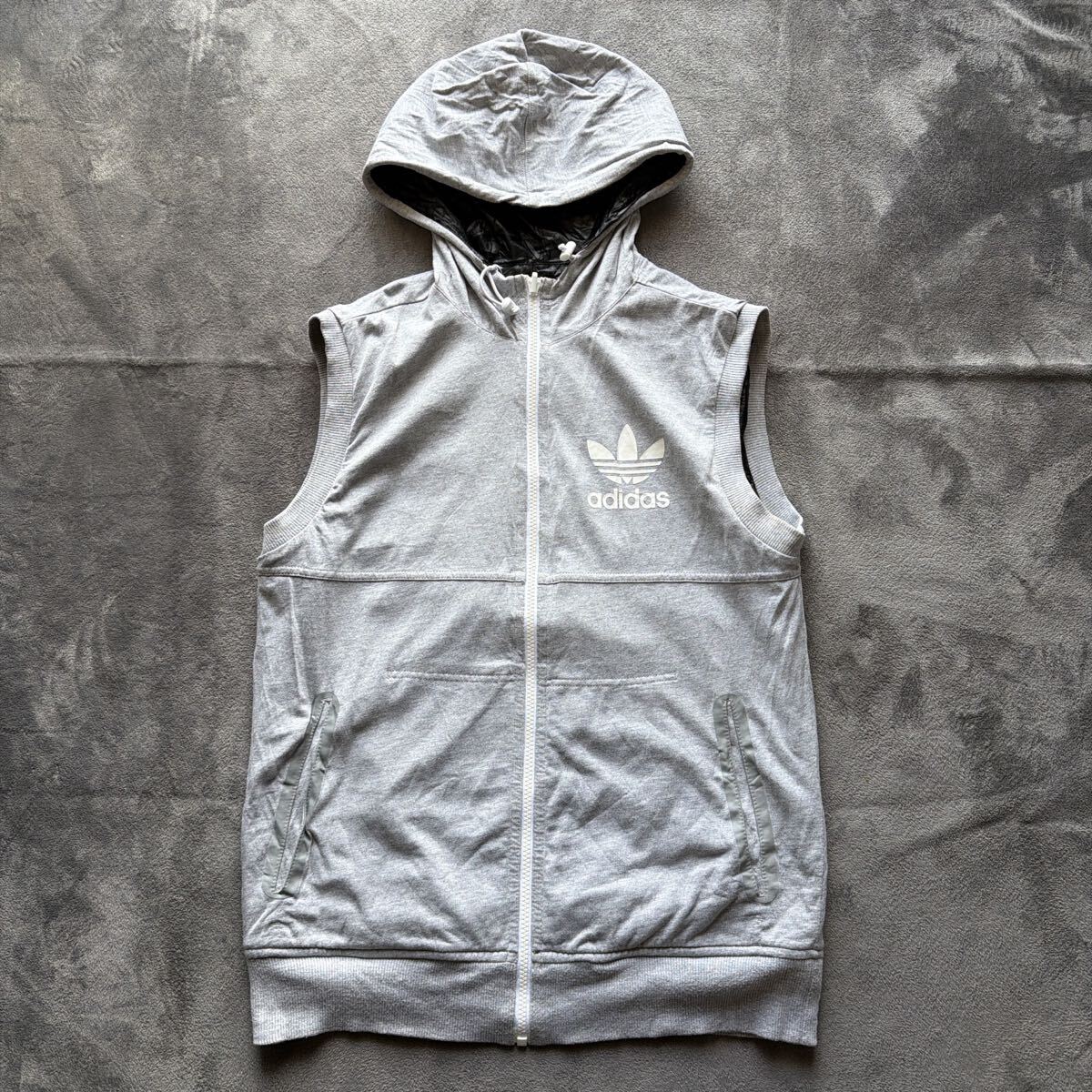 M262-119 adidas アディダス ベスト ナイロンベスト プリント 古着拍卖