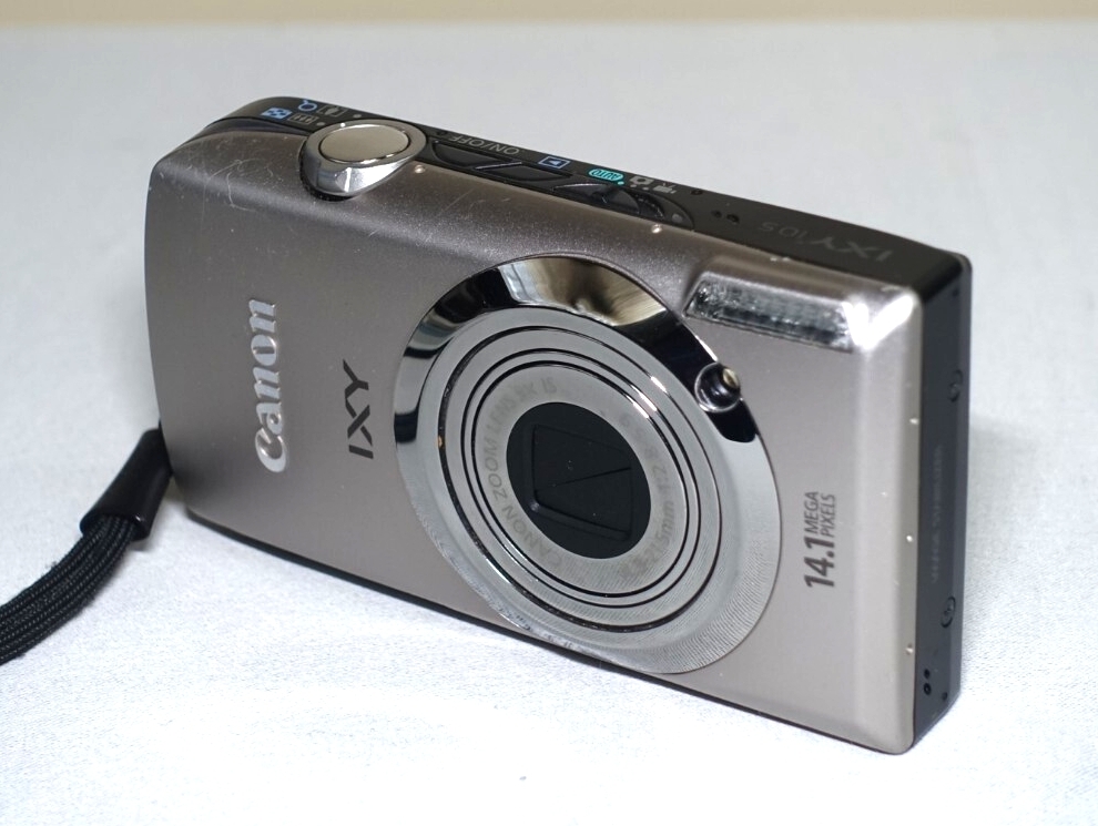 Canon IXY 10S コンパクトデジタルカメラ バッテリーフタ難あり拍卖