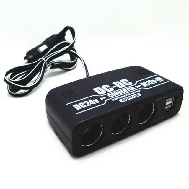 24V電源を12V電源へ変換!3連シガー電源DCDC/デコデコ★USB2個口付★手軽で簡単!使いやすいデコデコ★スマホの充電やナビの電源取りに拍卖