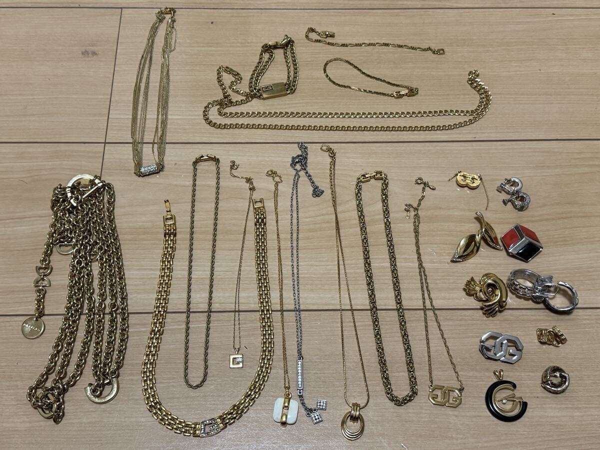 ブランドアクセサリーまとめ ジバンシー拍卖