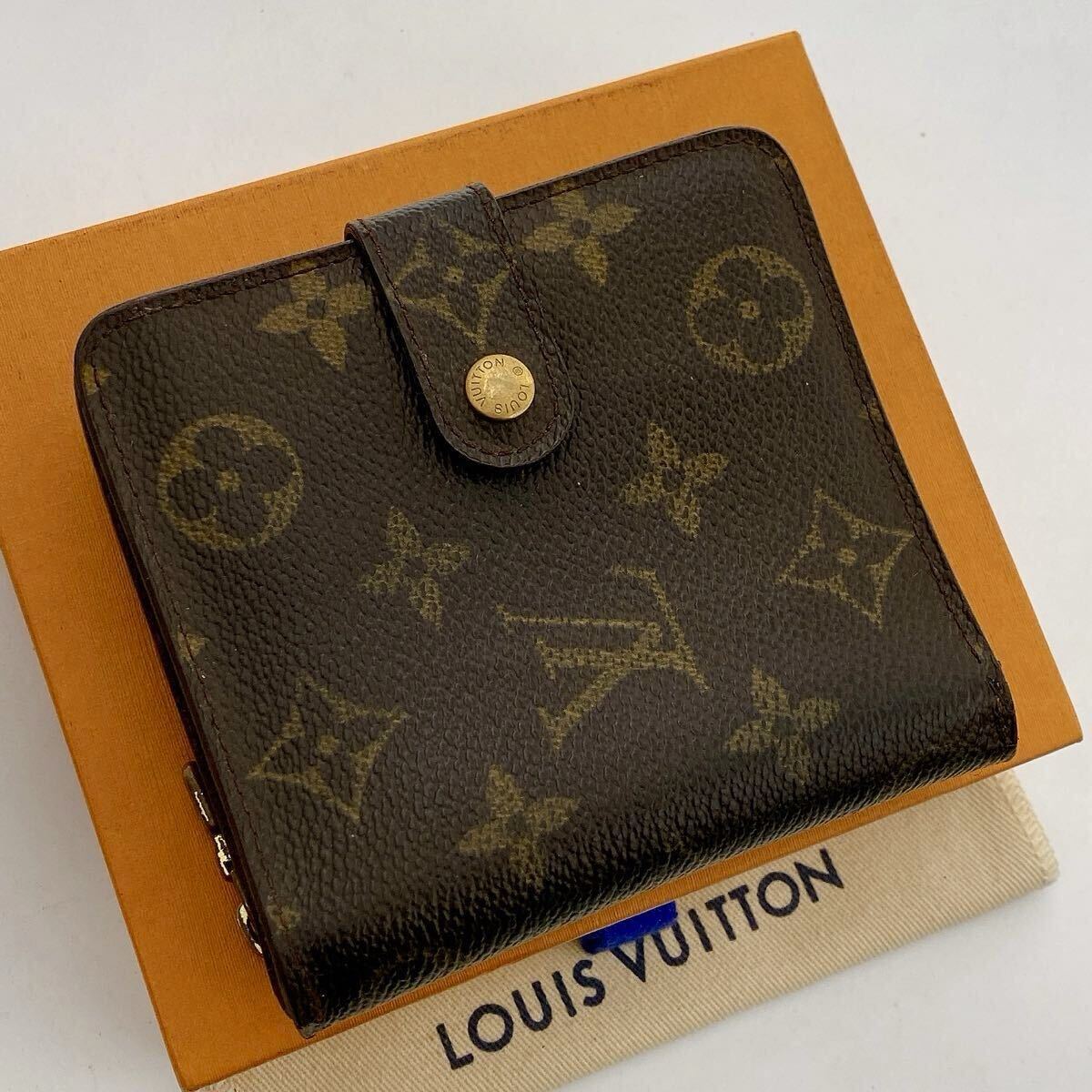 【極美品に近い】LOUIS VUITTON ルイヴィトン モノグラム コンパクトジップ 二つ折り財布 ウォレット ユニセックス ユニセックス 816拍卖