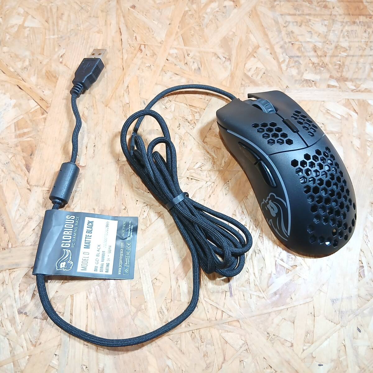 ●GLORIOUS Model D GD-BLACK 有線式ゲーミングマウス 〇●K-8拍卖