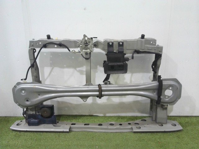 ★個人宅配送不可 ダイハツ純正 平成27年 2015年 LA600S タント 前期 コアサポート ラジエーターサポート S28 シルバー拍卖