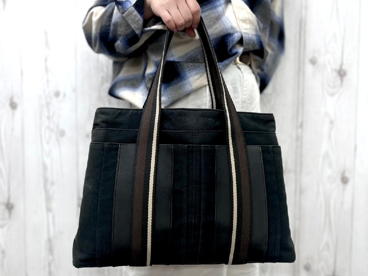 美品 HERMES エルメス トロカホリゾンタルMM トートバッグ ハンドバッグ バッグ キャンバス×レザー 黒×茶 A4収納可 メンズ 97262Y拍卖