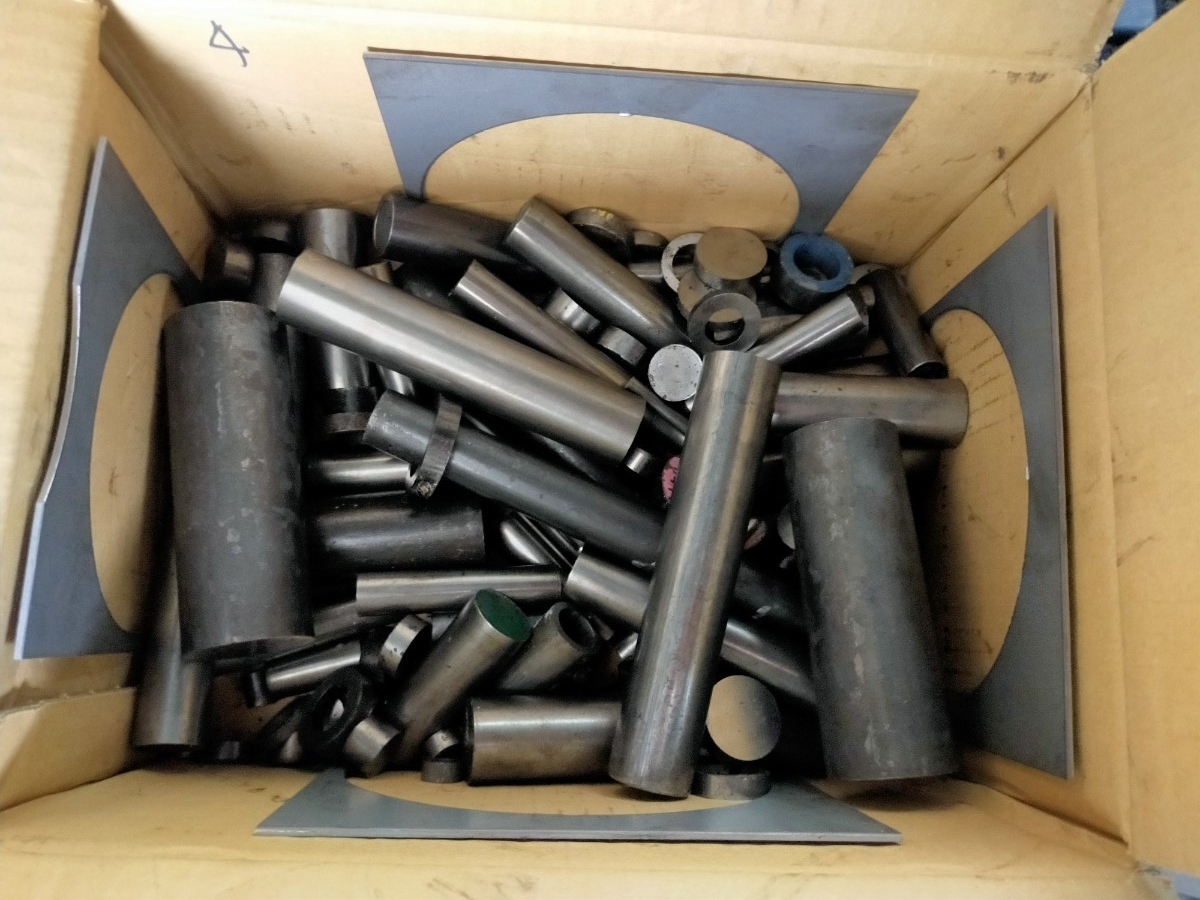 4.送料無料!金属材 S45C SS SGD STKM 他 端材いろいろ DIY 切り材拍卖