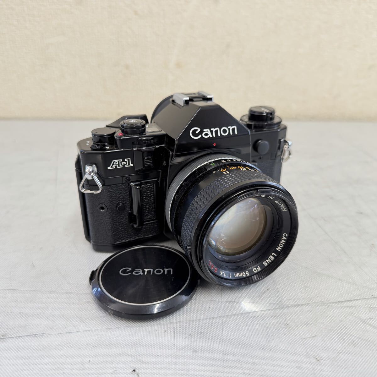 ■25 Canon キャノン A-1 フィルムカメラ 一眼レフ ブラックボディ 50mm 1:1.4拍卖