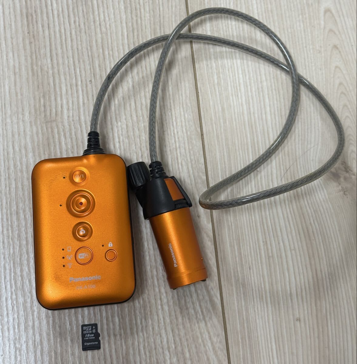 Panasonic ウェアラブルカメラ HX-A100 オレンジ microSDカード付き拍卖