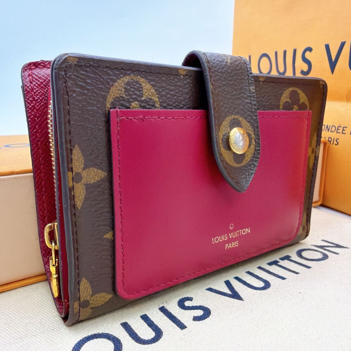 6749【極美品】LOUIS VUITTON ルイヴィトン モノグラム ポルトフォイユ ジュリエット 二つ折り財布 フューシャ M69433/SP5210拍卖