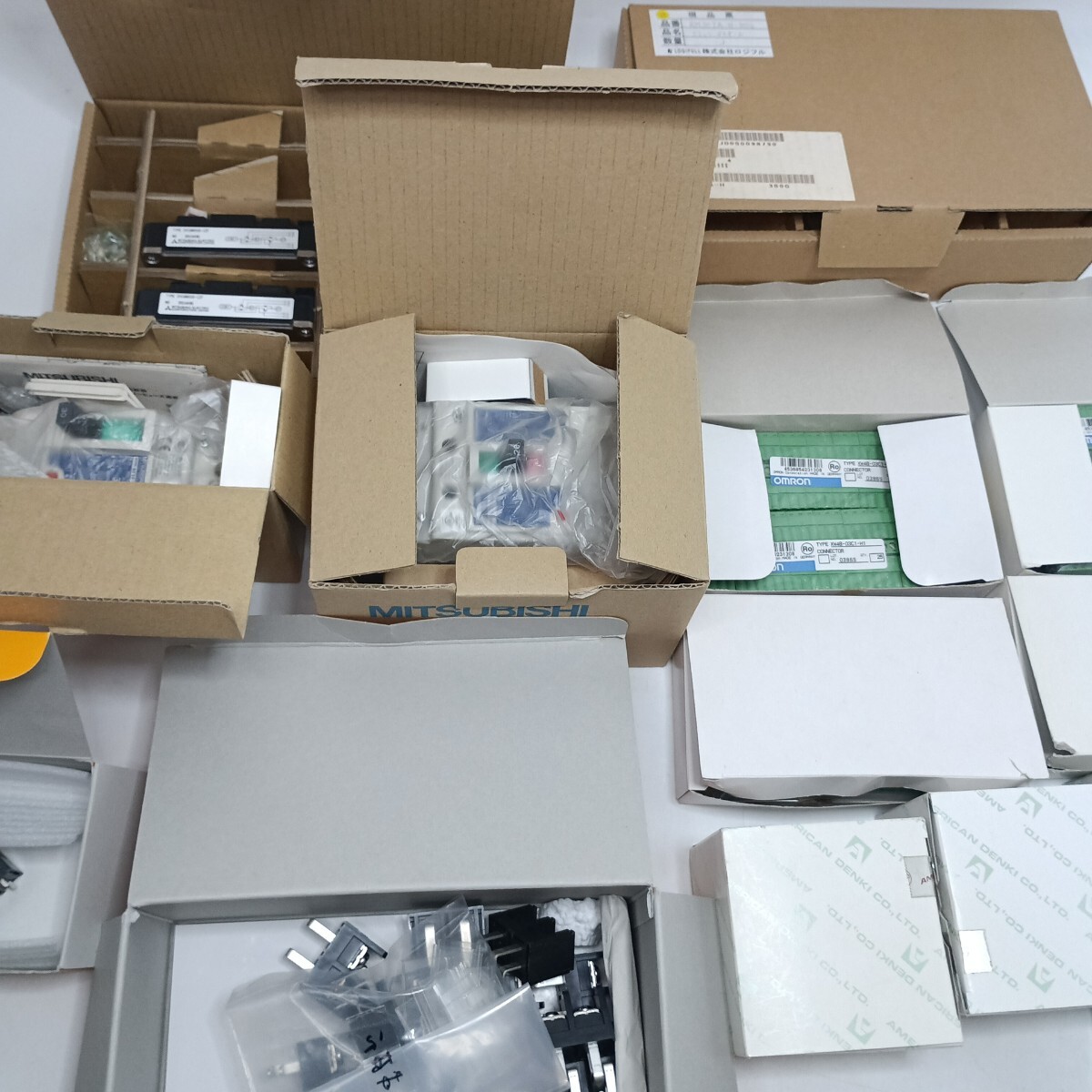 電子部品 まとめ パワーモジュール ダイオードモジュール 端子台 ブレーカー等 まとめ 拍卖