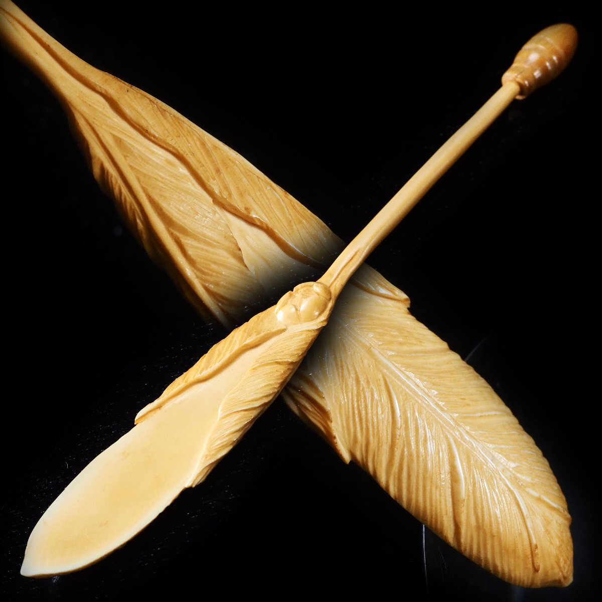 【治】時代茶道具 羽根彫 骨材茶杓☆幅 13.8cm 重さ 7g (検索: 牙材 骨材 古作 古い 茶合 茶量 牙茶杓 中国 唐物) ON031拍卖