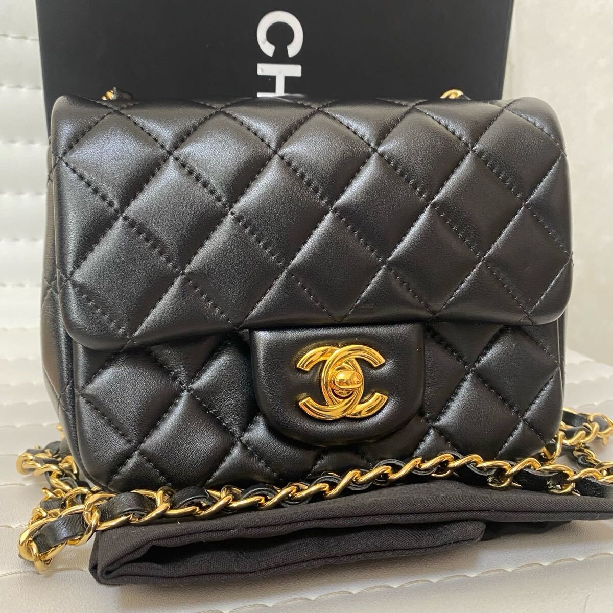 CHANEL シャネル マトラッセ ラムスキン チェーンショルダーバッグ ゴールド金具 斜め掛け Matelasse Shoulder Bag拍卖
