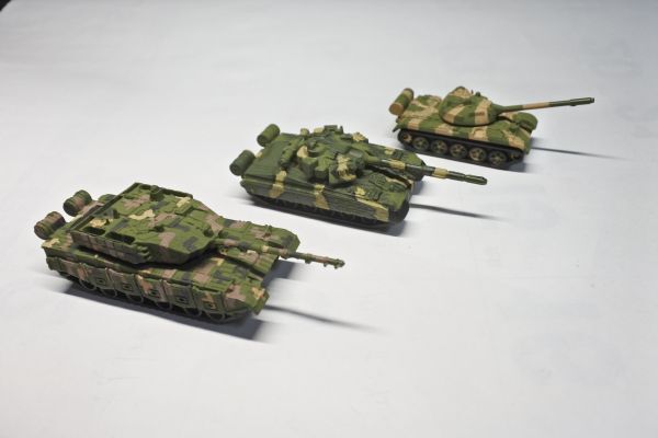 FW2 4D 1/144 59式+99式+T-80?戦車 塗装品A拍卖