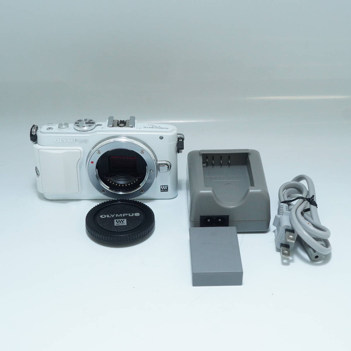 OLYMPUS オリンパス E-PL6 ボディ ホワイト拍卖