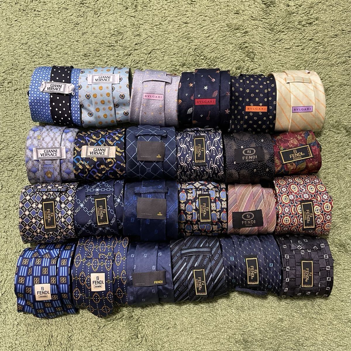 1円スタート! FENDI BVLGARI VERSACE シルク ネクタイ ブランドネクタイ まとめ売り 24本セット 総柄 ビジネス FF メデューサ 拍卖