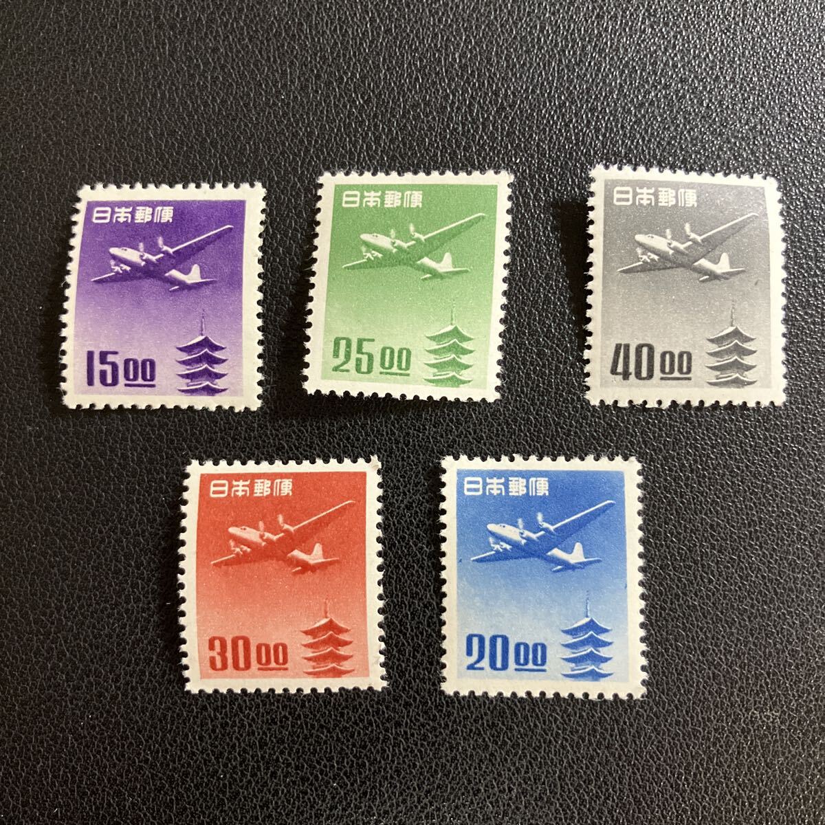 日本切手まとめて① 五重塔航空切手 昭和時代 銭単位 航空切手 バラ切手 アンティーク コレクション ★31拍卖