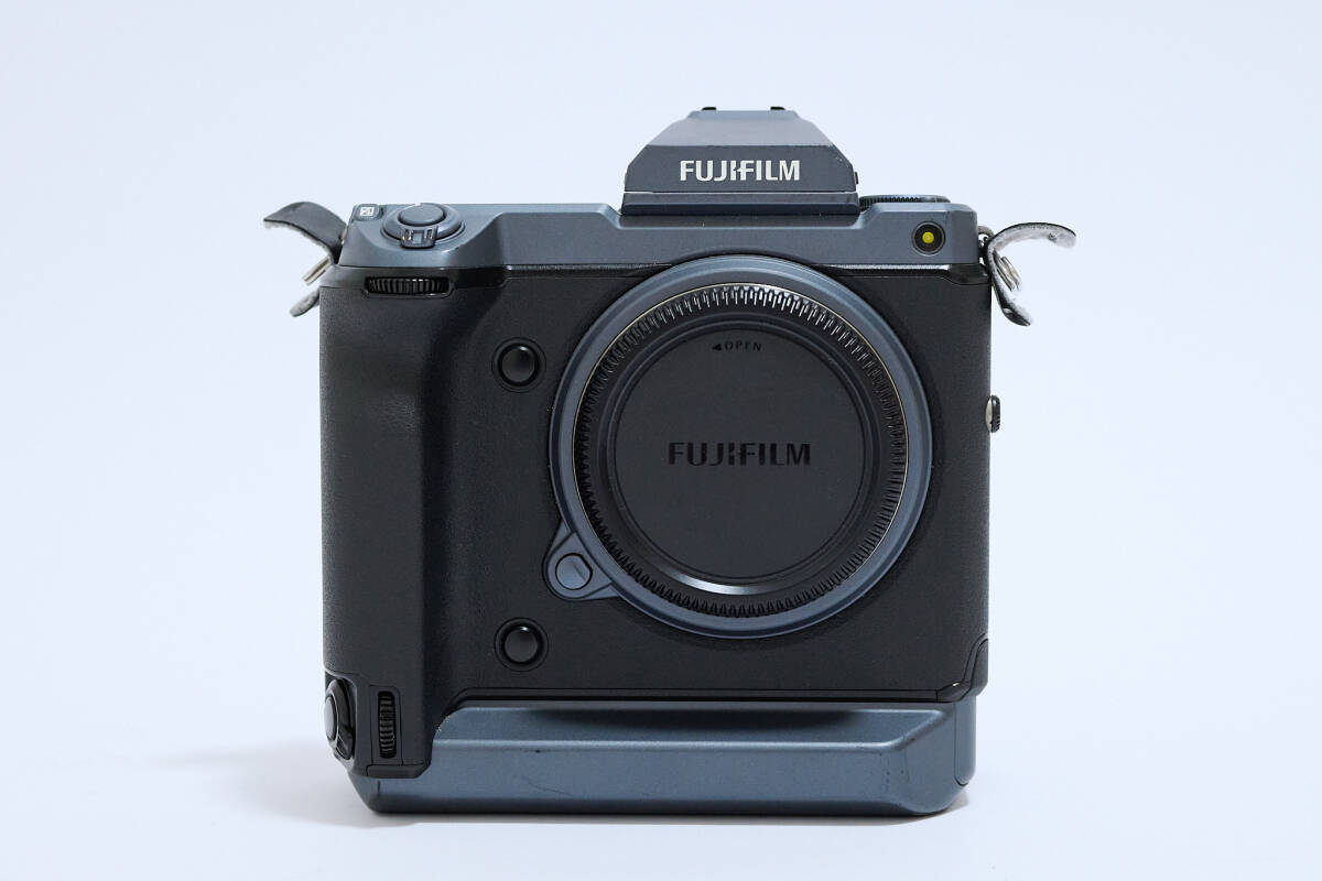 【良品】FUJIFILM GFX100 ボディ 元箱付 バッテリー4個 中判ミラーレス 富士フイルム拍卖