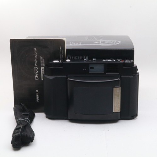 FUJIFILM GF670 Professional ブラック フィルムカメラ拍卖