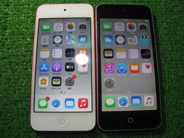 L4921-4976/iPod 2個/Apple Inc. iPod touch(7Gen) MVHX2 32GB,iPod touch 5G ME643 16GB拍卖