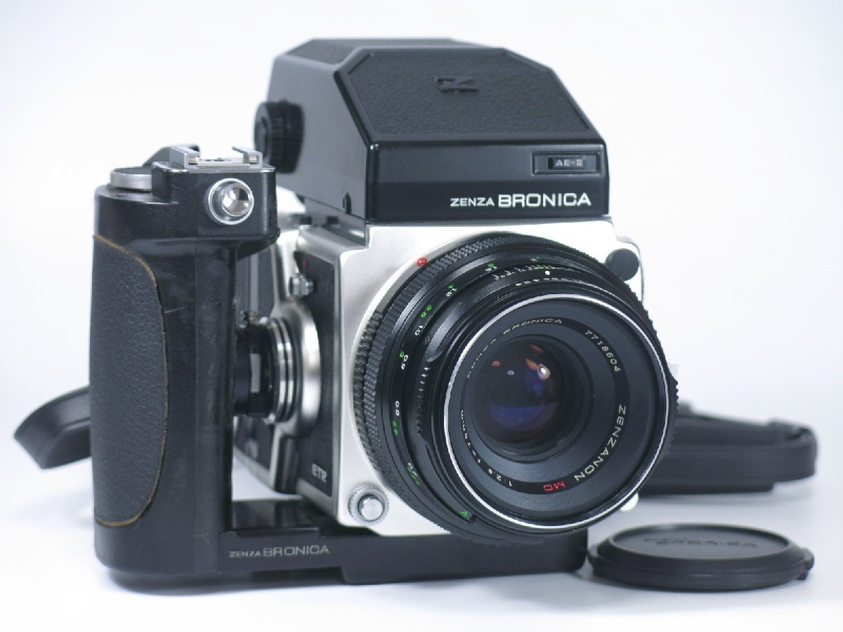 ZENZA BRONICA ゼンザブロニカ ZENZANON MC F2.8 75mm ハンドル AE-II プリズムファインダー M-52 フィルムバック 中判カメラ 512拍卖