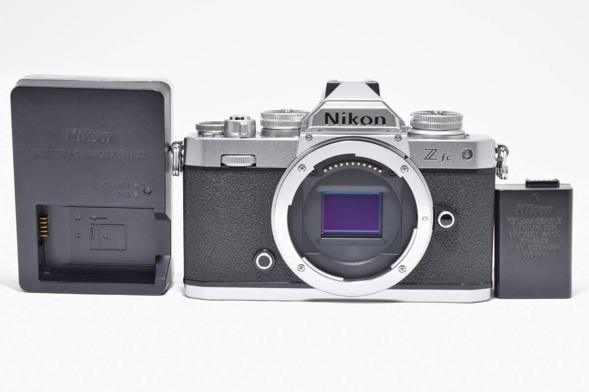 ★極上品★《ショット数4,026回 》Nikon ニコン Z fc ボディ シルバー★ YMA9669#63拍卖