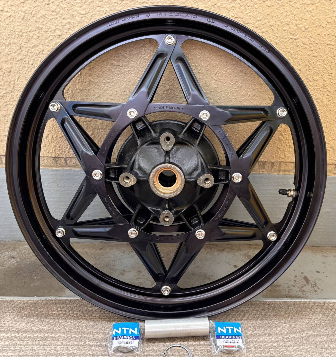 貴重 RS250R ND5 フロントホイール ワンオフステンレスボルト NS400R NS250R CBR400F コムスターホイール拍卖