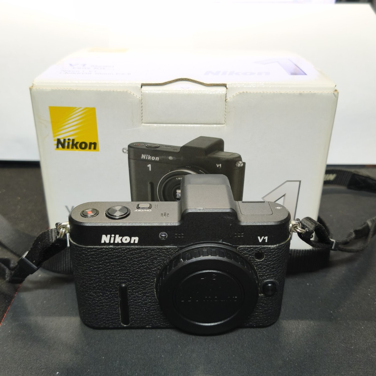 Nikon 1 V1 ボディ ブラック ニコン ミラーレス一眼カメラ拍卖