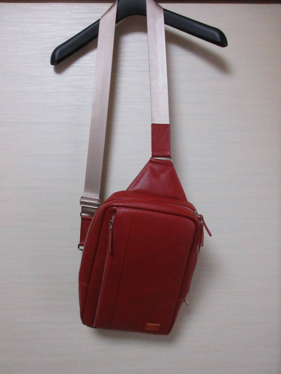 斜めかけ バッグ 牛革 大きめ ボディバッグ拍卖