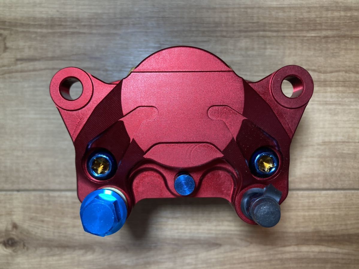 CNC 2ポッドキャリパー 赤 ブレンボカニ brembo モンキー ゴリラ等にも拍卖