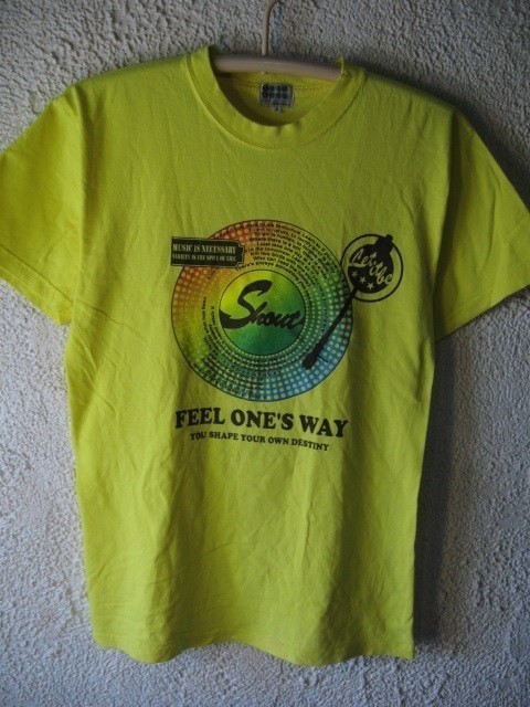 n1119 TAKEO KIKUCHI タケオキクチ 半袖 レコード MUSIC プリント tシャツ 人気 送料格安拍卖