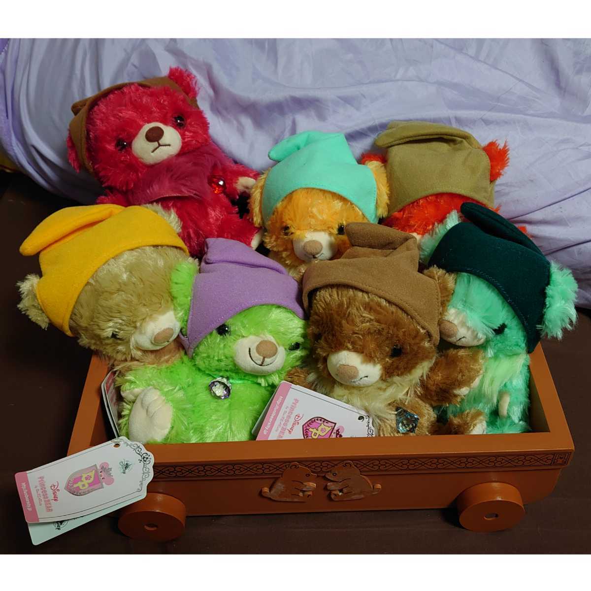 ディズニーストア ユニベア 顔厳選 7人のこびと タグ付き アルマンディン カーネリアン ジェイド シトリン クォーツ アメジスト トパーズ拍卖