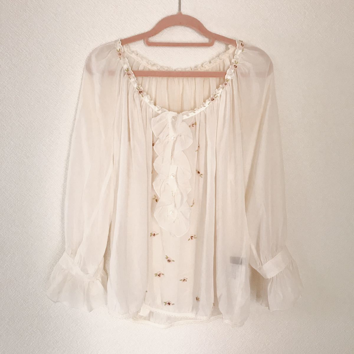 Barbie バービー ビーズ刺繍フリルブラウス拍卖