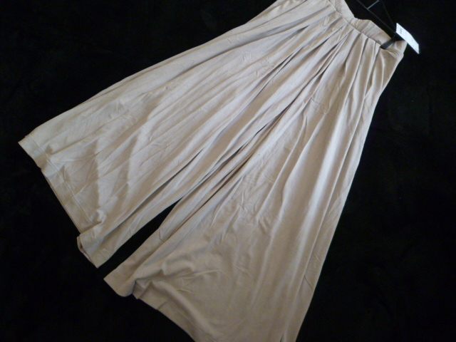 【新品】UNIQLO/ユニクロ△ライトベージュ系とろみタック入りワイドパンツLW69-75/スカンツスカーチョ△P36拍卖