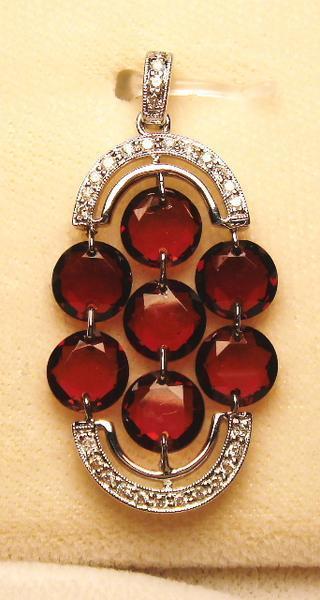 PE350:K18WG ガーネット ダイヤ ペンダント拍卖