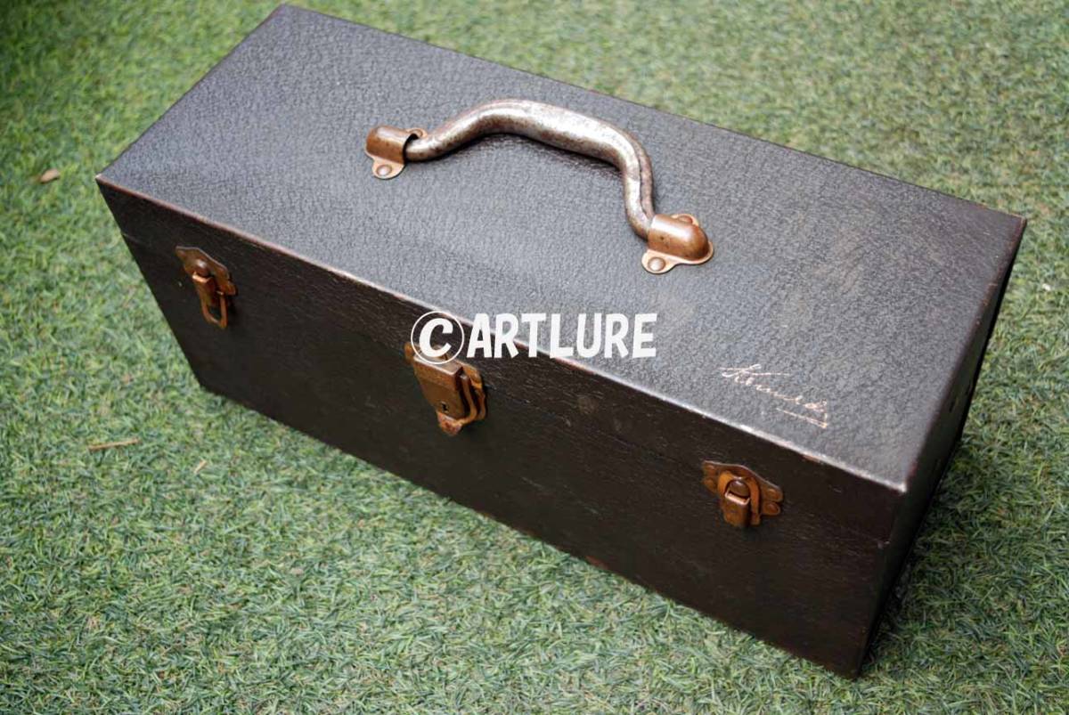 KENNEDY VINTAGE TACKLE BOX C1916 推定100年前の 蒐集家向 (B1614-SELLER)VINTAGE METAL TACKLE BOX 拍卖